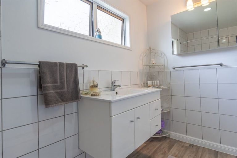 Photo of property in 90a School Road, Paihia, 0200