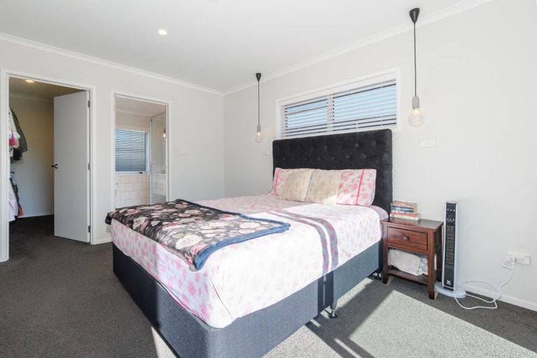 Photo of property in 93 Puhirake Crescent, Pyes Pa, Tauranga, 3112
