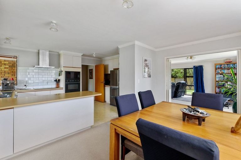 Photo of property in 141 Belvedere Avenue, Waikanae, 5036