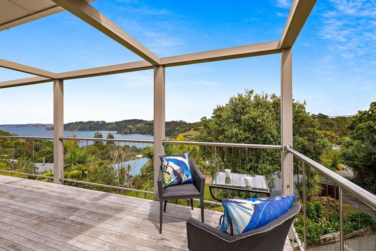 Photo of property in 29 Kendale Drive, Leigh, 0985