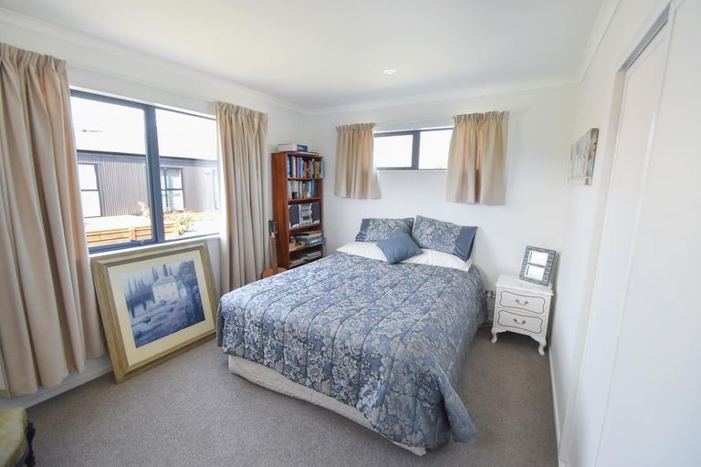 Photo of property in 17 Cirrus Place, Omarama, 9412