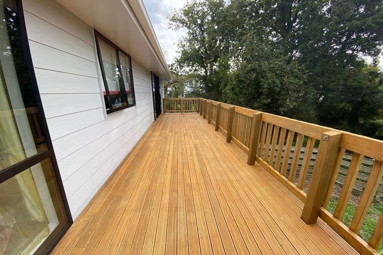 Photo of property in 12a June Place, Torbay, Auckland, 0630