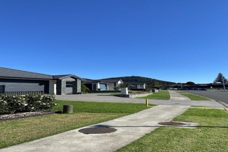 Photo of property in 25 Sycamore Drive, Te Kamo, 0112