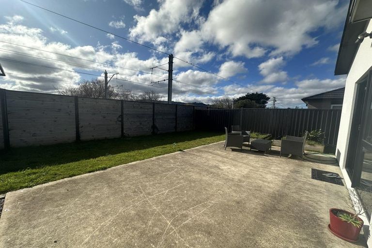 Photo of property in 34 Te Kaeaea Crescent, Wallaceville, Upper Hutt, 5018