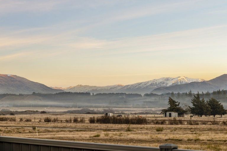 Photo of property in 69 Nichol Street, Lake Hawea, Wanaka, 9382