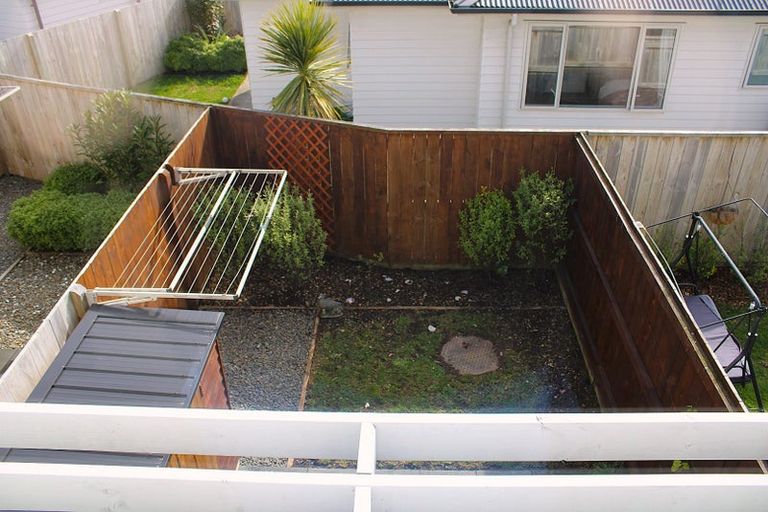 Photo of property in 16 Kauamo Close, Waiwhetu, Lower Hutt, 5010