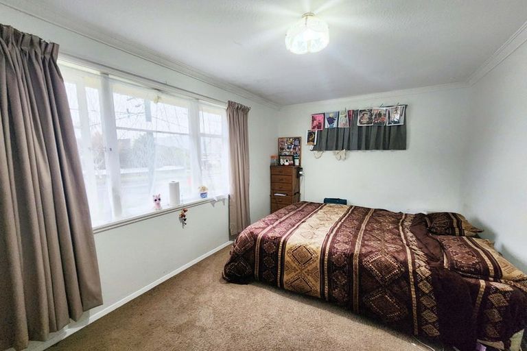 Photo of property in 8 Kiwi Street, Heretaunga, Upper Hutt, 5018