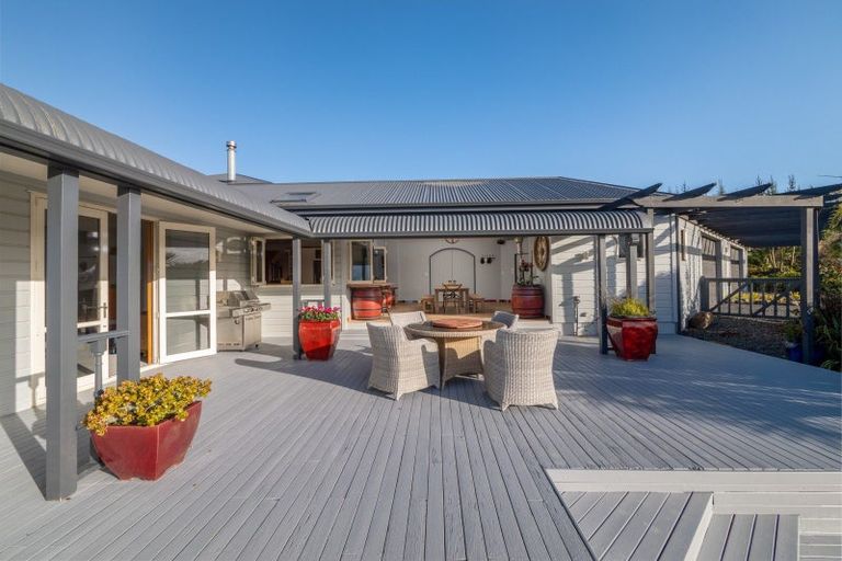 Photo of property in 98 Magnolia Tree Way, Kerikeri, 0294