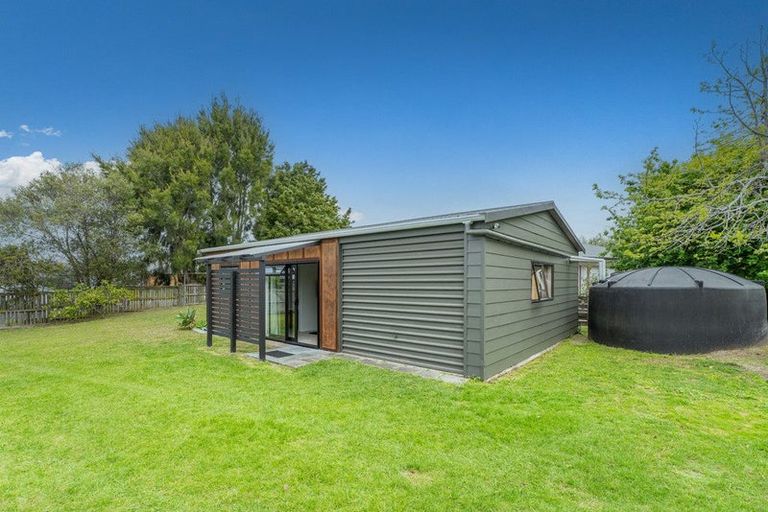 Photo of property in 29 Oyster Drive, Cooks Beach, Whitianga, 3591