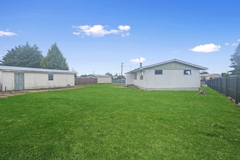 Photo of property in 2 Rata Road, Twizel, 7901