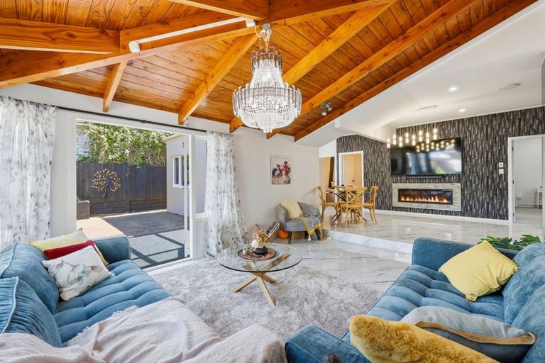 Photo of property in 2/135 Bucklands Beach Road, Bucklands Beach, Auckland, 2012