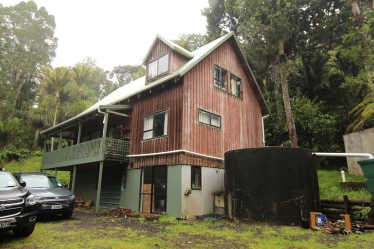 Photo of property in 108 Hinau Road, Waimauku, 0881