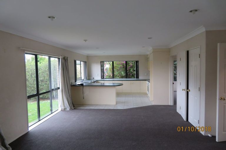 Photo of property in 205 Kilkenny Drive, East Tamaki Heights, Auckland, 2016
