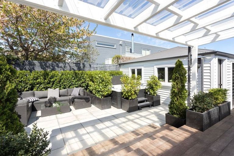 Photo of property in 6 Rugby Street, Merivale, Christchurch, 8014