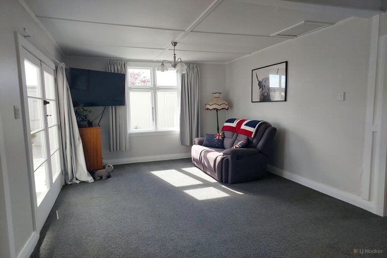 Photo of property in 6 Smith Street, Waimate, 7924