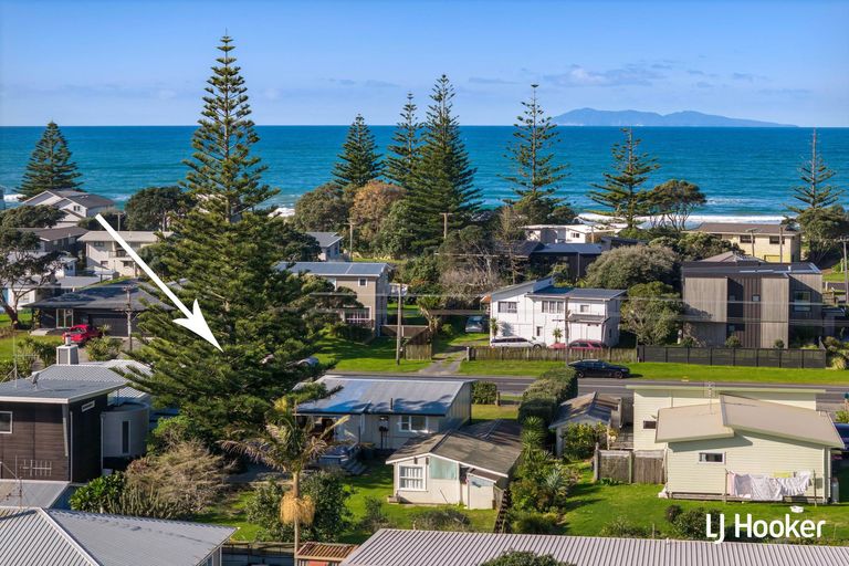 Photo of property in 84 Seaforth Road, Waihi Beach, 3611