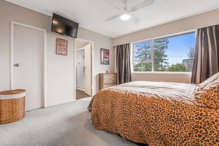 Photo of property in 1 Raniera Place, Springfield, Rotorua, 3015