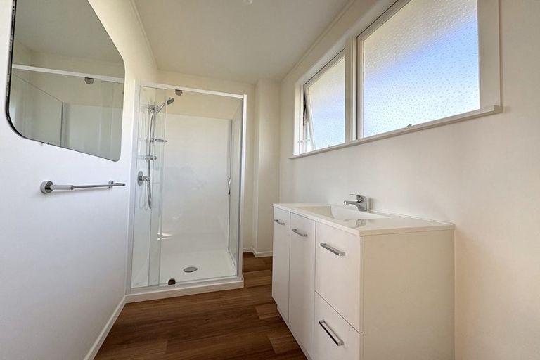 Photo of property in 12-14 York Street, Kaiti, Gisborne, 4010