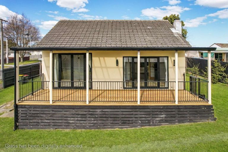 Photo of property in 14 Victory Road, Fairy Springs, Rotorua, 3015