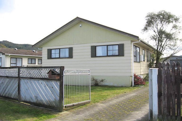 Photo of property in 12 Weymouth Grove, Wainuiomata, Lower Hutt, 5014