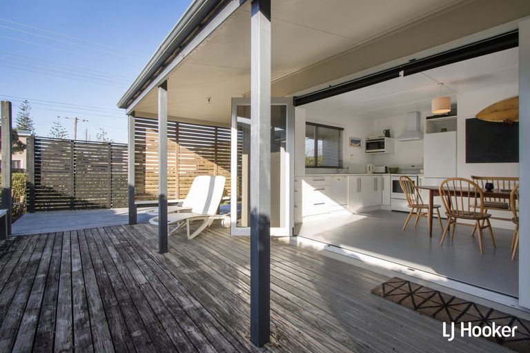 Photo of property in 84 Seaforth Road, Waihi Beach, 3611