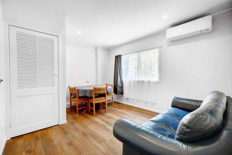 Photo of property in 34 Merriefield Avenue, Forrest Hill, Auckland, 0620