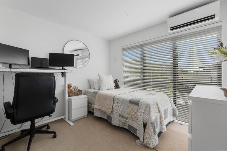 Photo of property in 58 Turret Lane, Hobsonville, Auckland, 0616