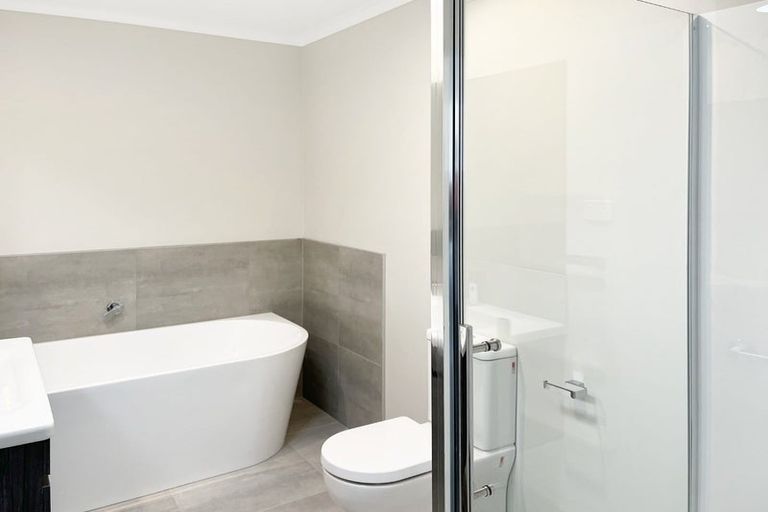 Photo of property in 2 Salers Lane, Papamoa, 3118