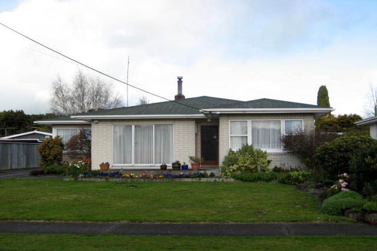 Photo of property in 31 Fergusson Street, Solway, Masterton, 5810