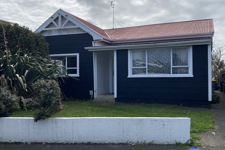 Photo of property in 416 Saint Aubyn Street, Lynmouth, New Plymouth, 4310