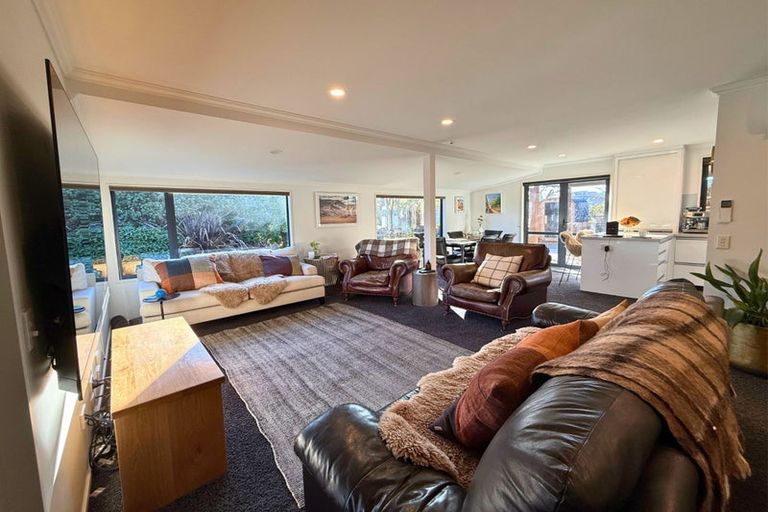 Photo of property in 67 Kings Drive, Wanaka, 9305