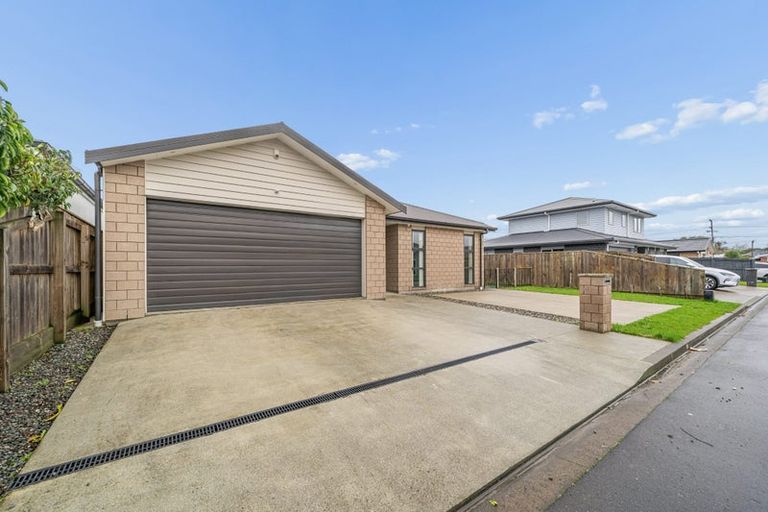 Photo of property in 10 Poulson Grove, Trentham, Upper Hutt, 5018