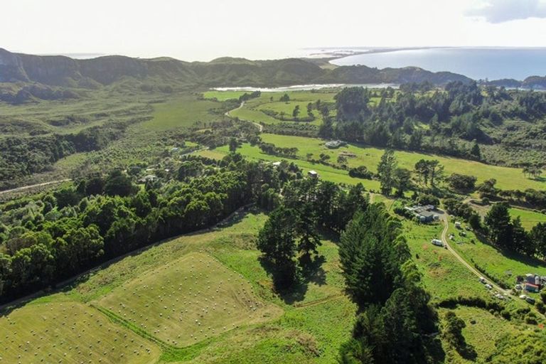 Photo of property in 3 Hall-jones Street, Puponga, Collingwood, 7073