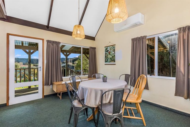 Photo of property in 38 Pencarrow Crescent, Wainuiomata, Lower Hutt, 5014