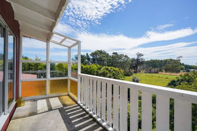 Photo of property in 33 Bay View Road, Woodend, Invercargill, 9877