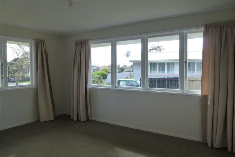 Photo of property in 19 Matai Street, Waiuku, 2123