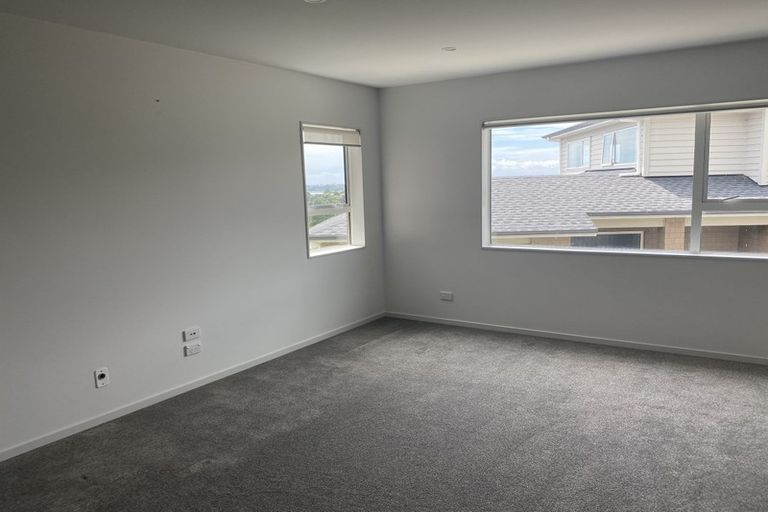 Photo of property in 34a Exmouth Road, Northcote, Auckland, 0627