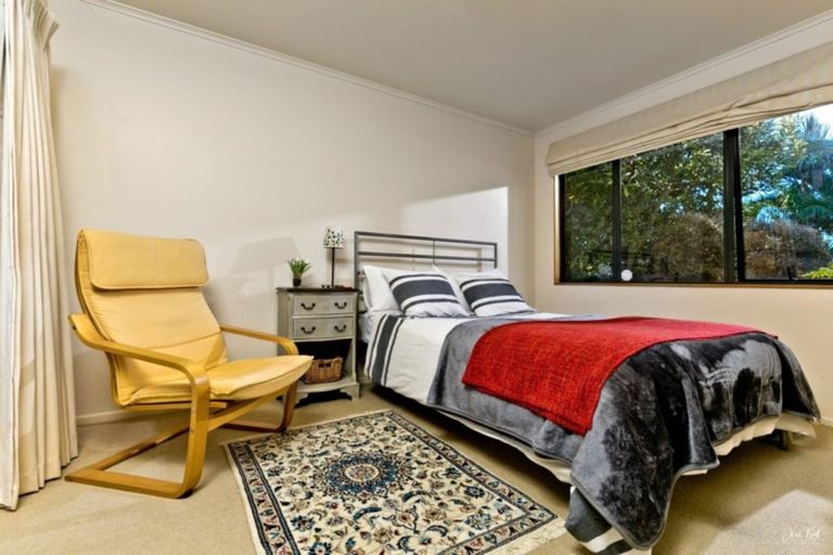 Photo of property in 1 Tui Street, Torbay, Auckland, 0630