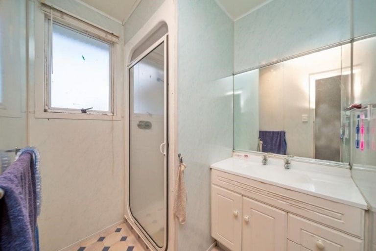 Photo of property in 28 Hunter Street, Hawera, 4610