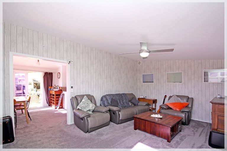 Photo of property in 51 Nash Parade, Foxton Beach, Foxton, 4815