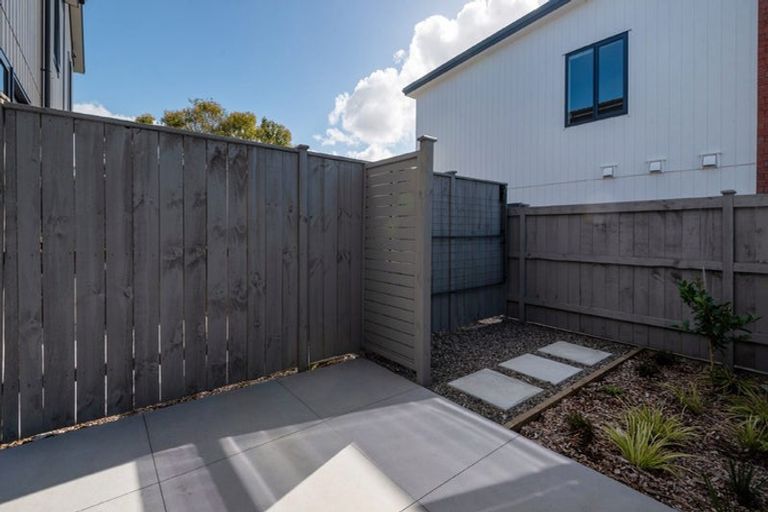 Photo of property in 53 Ngakoro Road, Karaka, Papakura, 2113