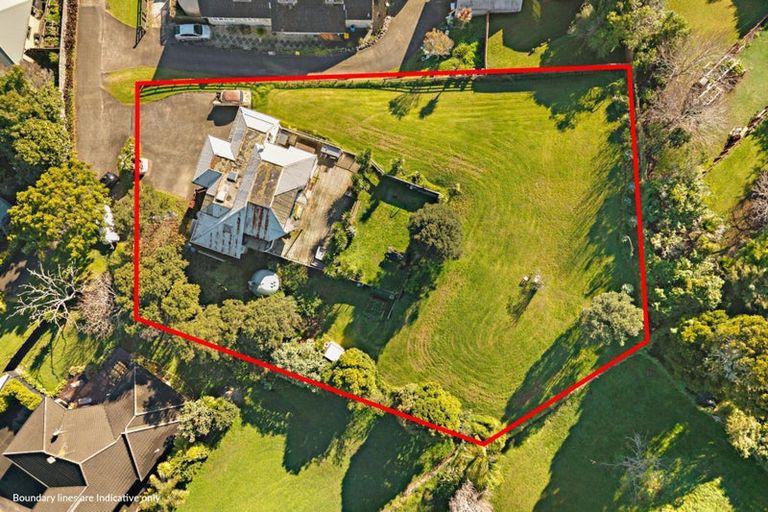 Photo of property in 185a Greenhithe Road, Greenhithe, Auckland, 0632