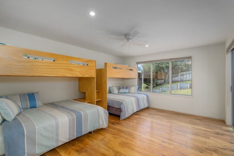 Photo of property in 14 Vista Paku, Pauanui, Hikuai, 3579