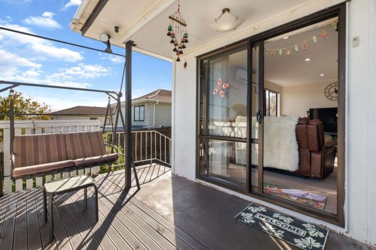 Photo of property in 3/43 Taitimu Drive, Weymouth, Auckland, 2103