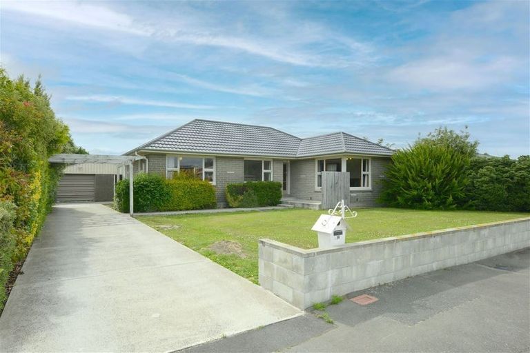 Photo of property in 14 Aileen Place, Upper Riccarton, Christchurch, 8041