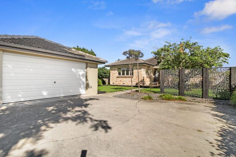 Photo of property in 18 Bolmuir Road, Forest Lake, Hamilton, 3200