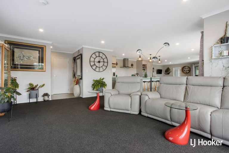 Photo of property in 2 Anatere Rise, Athenree, Katikati, 3177