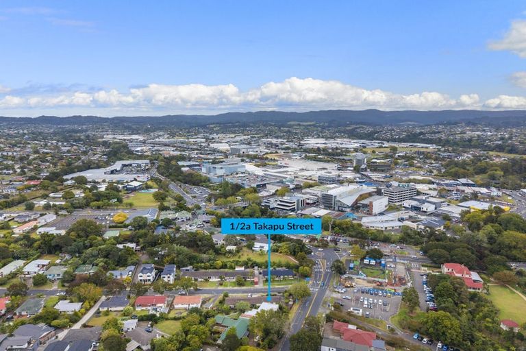 Photo of property in 1/2a Takapu Street, Henderson, Auckland, 0612