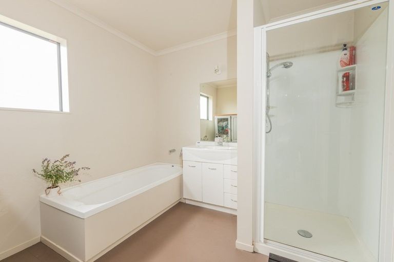 Photo of property in 42a Aronui Road, Bridge Hill, Alexandra, 9320