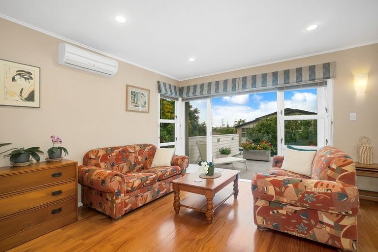 Photo of property in 9a Matata Street, Blockhouse Bay, Auckland, 0600